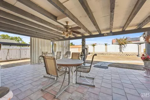 Exterior - 1207 5th Ave, Delano, CA 93215 photo 3 of 7