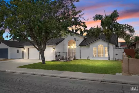 Exterior - 1207 5th Ave, Delano, CA 93215 photo 1 of 7