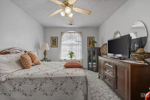 Bedroom - 1207 5th Ave, Delano, CA 93215 photo 3 of 4