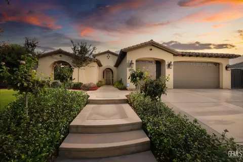 12803 Margate Cir, Bakersfield, CA 93311