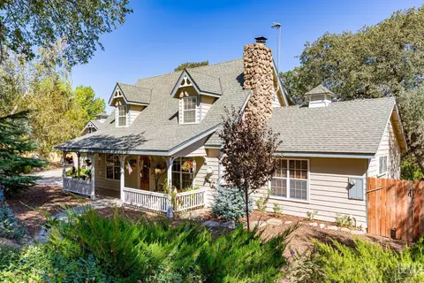 21201 Prospect Ave, Tehachapi, CA 93561 photo 1