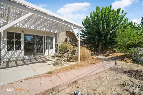 235 Elm St, Shafter, CA 93263 photo 6
