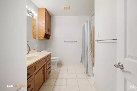 235 Elm St, Shafter, CA 93263 photo 16