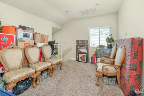Entry Way - 6008 Cape Cod Ave, Bakersfield, CA 93313 photo 4 of 4
