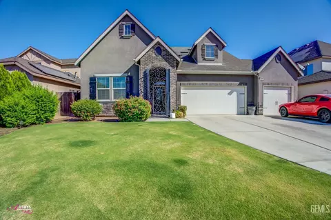 Exterior - 6008 Cape Cod Ave, Bakersfield, CA 93313 photo 1 of 10
