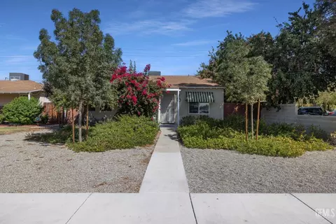 2414 16th St, Bakersfield, CA 93301