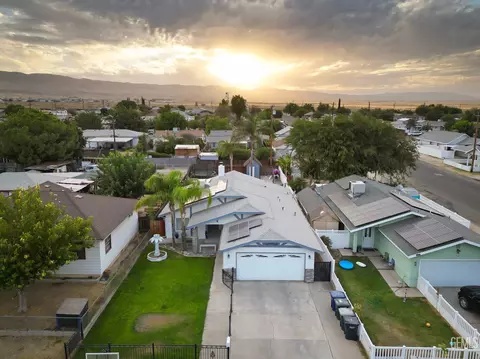 View/Area - 317 Fillmore St, Taft, CA 93268 photo 1 of 4