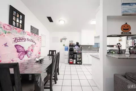 Dining - 317 Fillmore St, Taft, CA 93268 photo 1 of 1