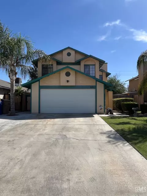 1121 Eubanks Ave, Bakersfield, CA 93307 photo 2