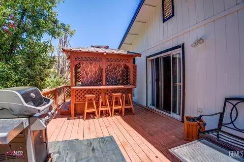 21901 Arosa Rd, Tehachapi, CA 93561 photo 8