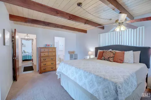 206 E Lucard St, Taft, CA 93268 photo 11