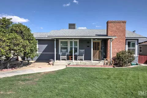 206 E Lucard St, Taft, CA 93268 photo 1
