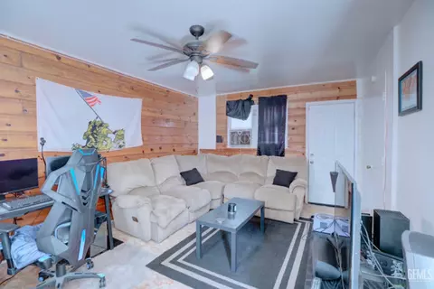 206 E Lucard St, Taft, CA 93268 photo 17
