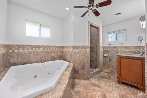 3909 Fairmount St, Bakersfield, CA 93306 photo 24
