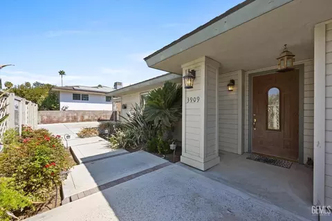 3909 Fairmount St, Bakersfield, CA 93306 photo 8