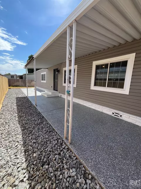 400 E Roberts Ln #114, Bakersfield, CA 93308 photo 30