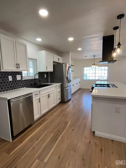 400 E Roberts Ln #114, Bakersfield, CA 93308 photo 6