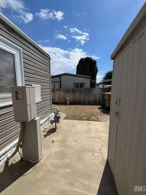 400 E Roberts Ln #114, Bakersfield, CA 93308 photo 33