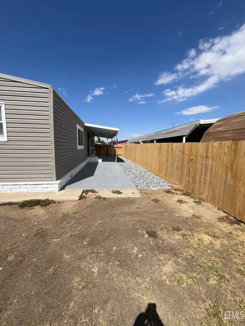 400 E Roberts Ln #114, Bakersfield, CA 93308 photo 32