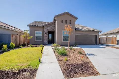 9105 Willow Terrace Dr, Shafter, CA 93263 photo 4