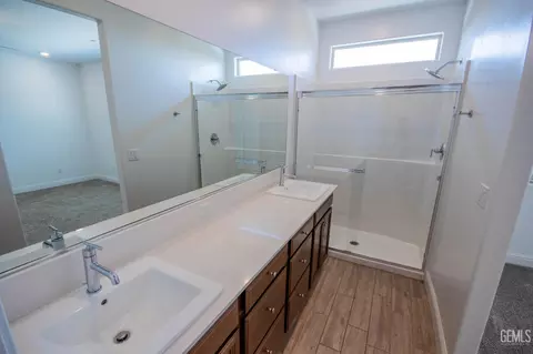 9105 Willow Terrace Dr, Shafter, CA 93263 photo 14