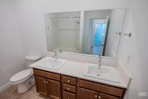 9105 Willow Terrace Dr, Shafter, CA 93263 photo 20
