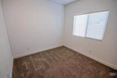 9105 Willow Terrace Dr, Shafter, CA 93263 photo 16