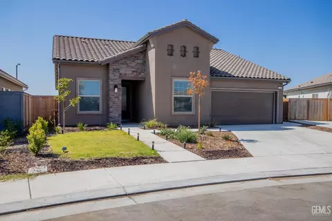 9105 Willow Terrace Dr, Shafter, CA 93263 photo 2