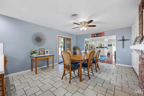 2129 8th Ave, Delano, CA 93215 photo 11