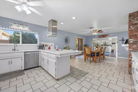 2129 8th Ave, Delano, CA 93215 photo 16