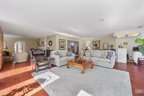 2129 8th Ave, Delano, CA 93215 photo 10