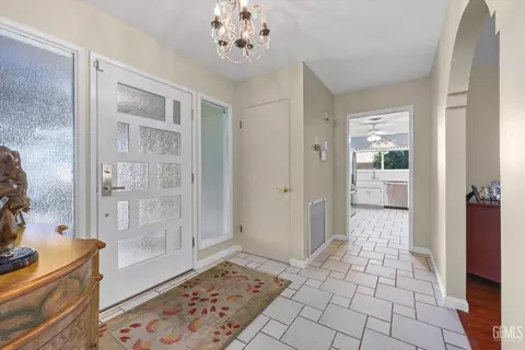 2129 8th Ave, Delano, CA 93215 photo 4