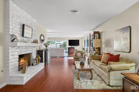 2129 8th Ave, Delano, CA 93215 photo 7