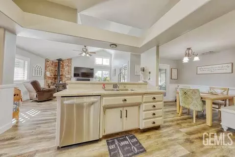 Other - 30130 Knight Ct, Tehachapi, CA 93561 photo 10 of 30