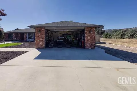 Other - 30130 Knight Ct, Tehachapi, CA 93561 photo 3 of 30