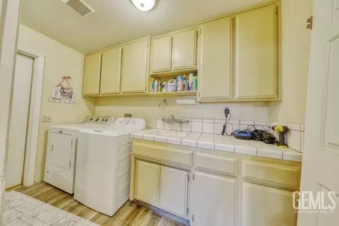Other - 30130 Knight Ct, Tehachapi, CA 93561 photo 20 of 30