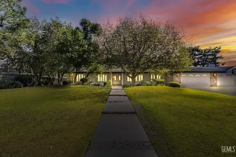 2204 Sully Ct, Bakersfield, CA 93311