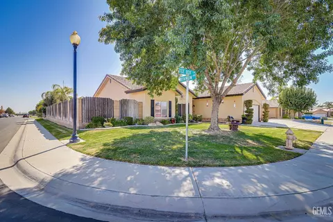 11322 Tee Box Ln, Taft, CA 93268 photo 7