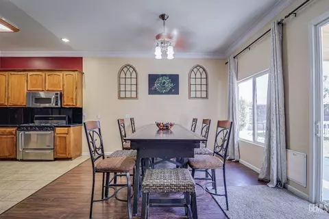11322 Tee Box Ln, Taft, CA 93268 photo 10