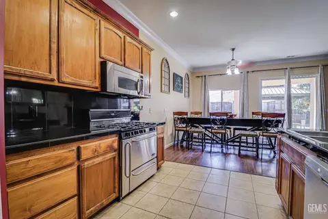 11322 Tee Box Ln, Taft, CA 93268 photo 18