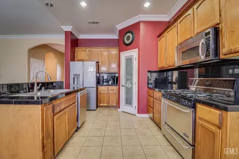 11322 Tee Box Ln, Taft, CA 93268 photo 19