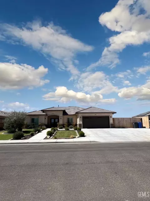 415 Diamond St, Taft, CA 93268 photo 3