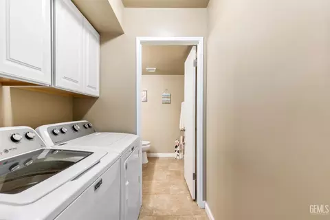 Other - 813 Elm St, Tehachapi, CA 93561 photo 3 of 10
