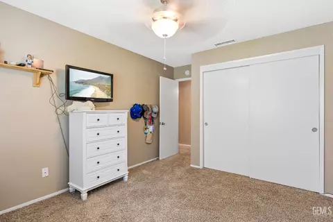 Other - 813 Elm St, Tehachapi, CA 93561 photo 5 of 10