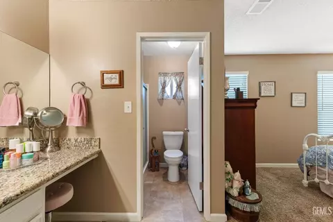 Other - 813 Elm St, Tehachapi, CA 93561 photo 4 of 10