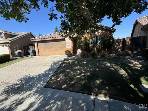 6002 Declaration Way, Bakersfield, CA 93313 photo 1