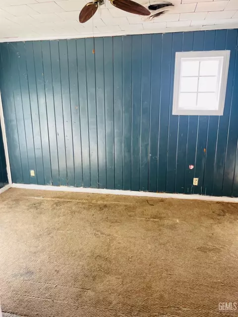Bedroom - 109 Franklin Ave, Taft, CA 93268 photo 2 of 6