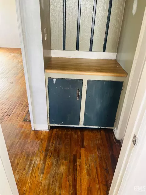 Entry Way - 109 Franklin Ave, Taft, CA 93268 photo 1 of 1