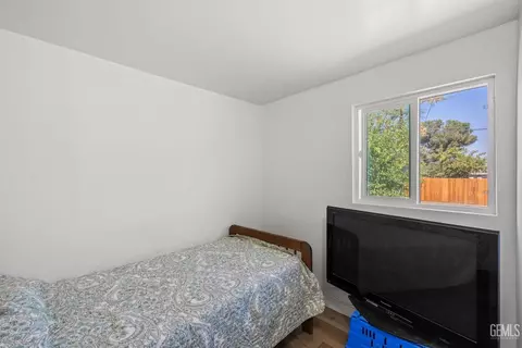 Bedroom - 1116 Cannon Ave, Bakersfield, CA 93307 photo 2 of 3
