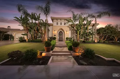 2613 Tiverton Dr, Bakersfield, CA 93311